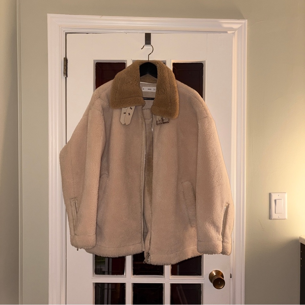 ☁️ MANGO (MNG) Cream Teddy Aviator Shearling Jacket ☁️